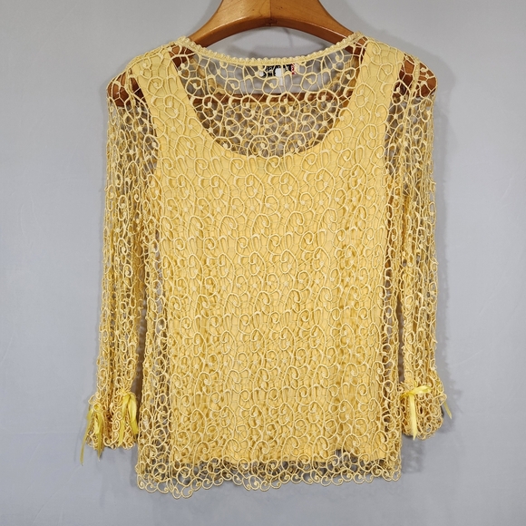 Yellow Swirl Crochet Lagenlook Cottage Long Sleeve Top - Picture 5 of 11
